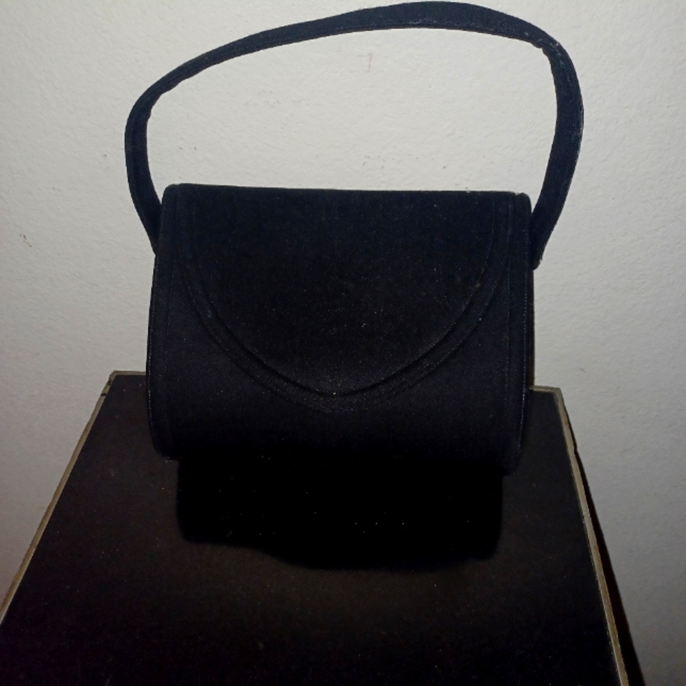 Little Black Hand purse